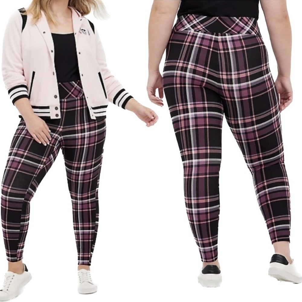 Torrid Pixie Skinny Studio Luxe Ponte High-Rise
Pant Pink Plaid Size 2R Stretch
